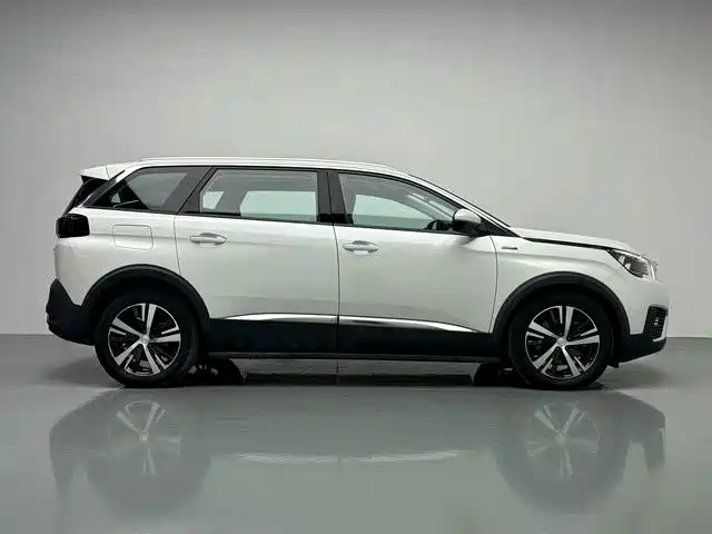 Peugeot 5008 — миниатюра 12