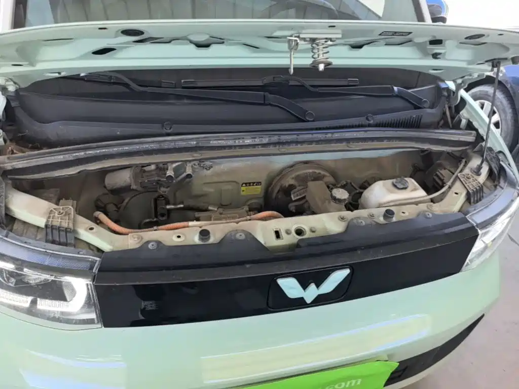 Wuling MINIEV — миниатюра 20