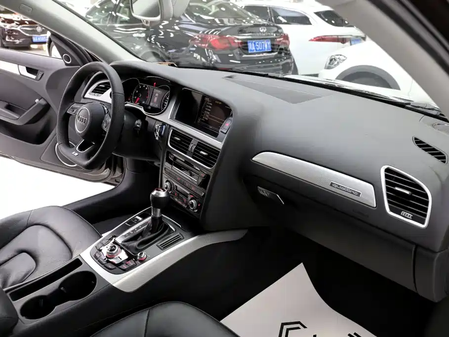 Audi A4 (Import) — миниатюра 16