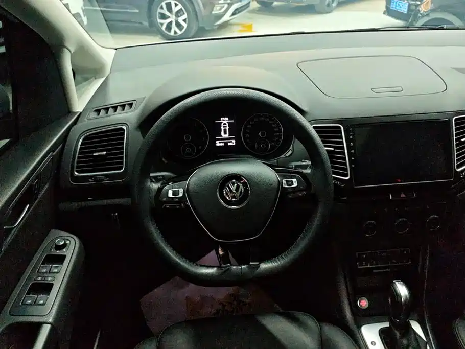 Volkswagen Sharan — миниатюра 15
