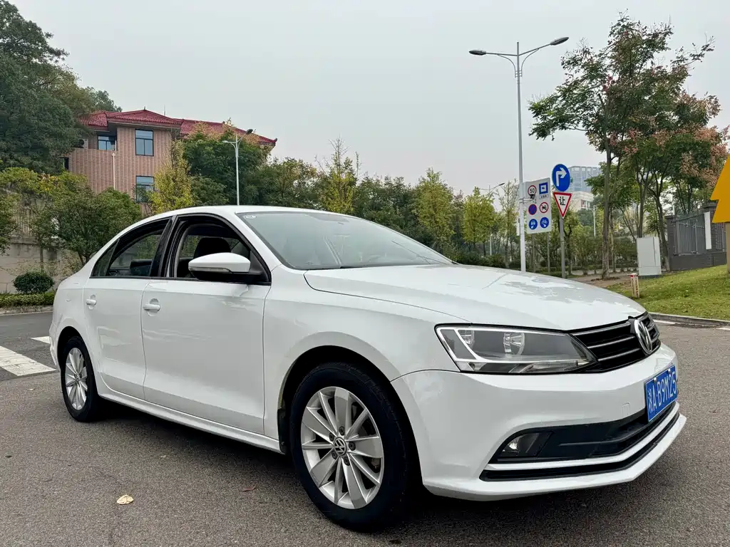 Volkswagen Sagitar — миниатюра 4