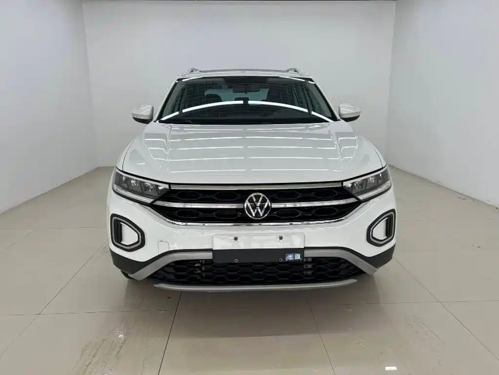 Volkswagen T-Roc — миниатюра 2