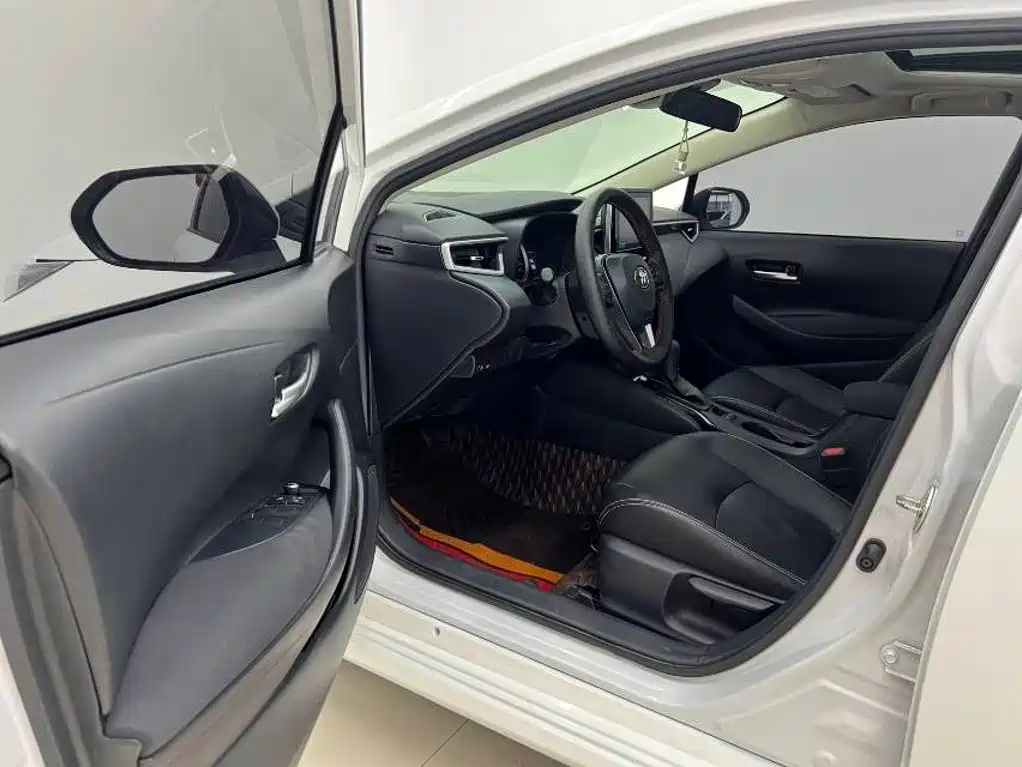 Toyota Corolla — миниатюра 10