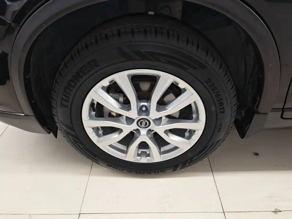 Nissan X-Trail — миниатюра 23