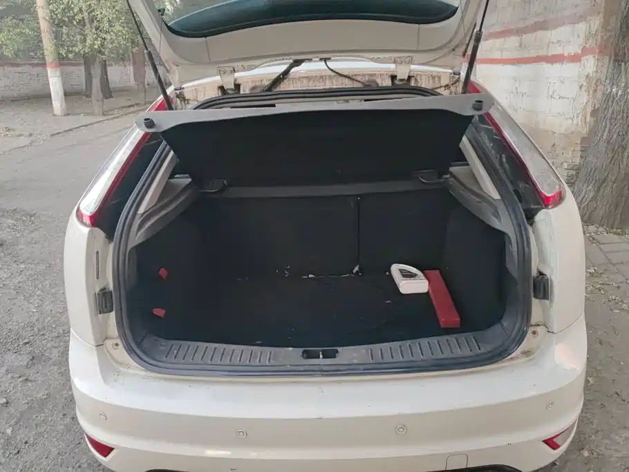 Ford Focus — миниатюра 4