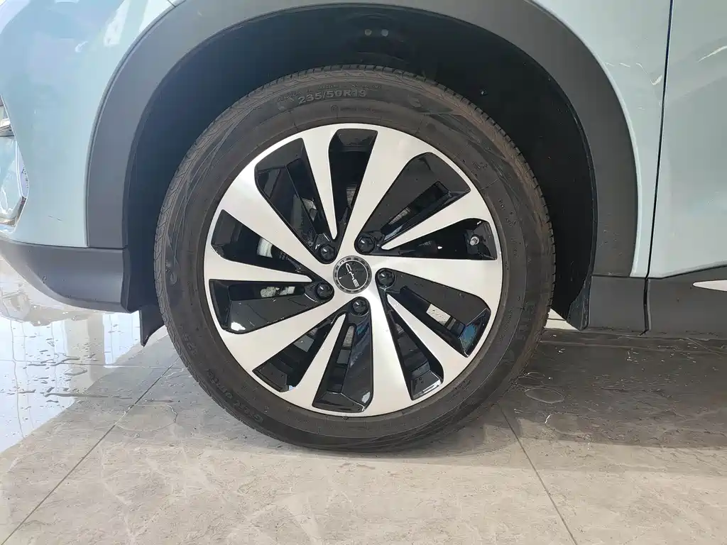BYD PLUS New Energy — миниатюра 15