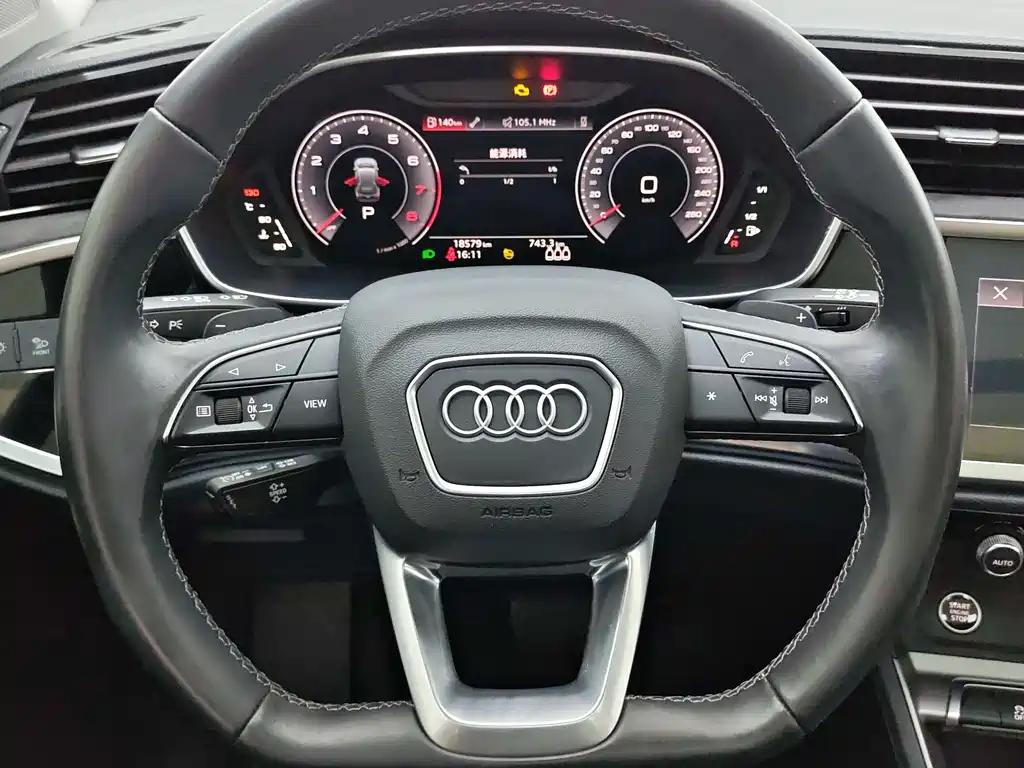 Audi Q3 — фотографии объявления, Фото 12