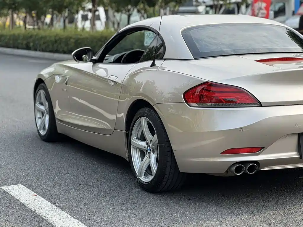 BMW Z4 — миниатюра 7