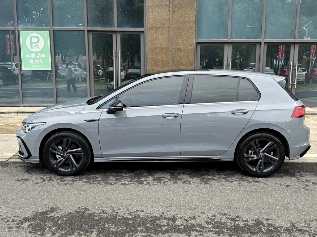 Volkswagen Golf — миниатюра 3