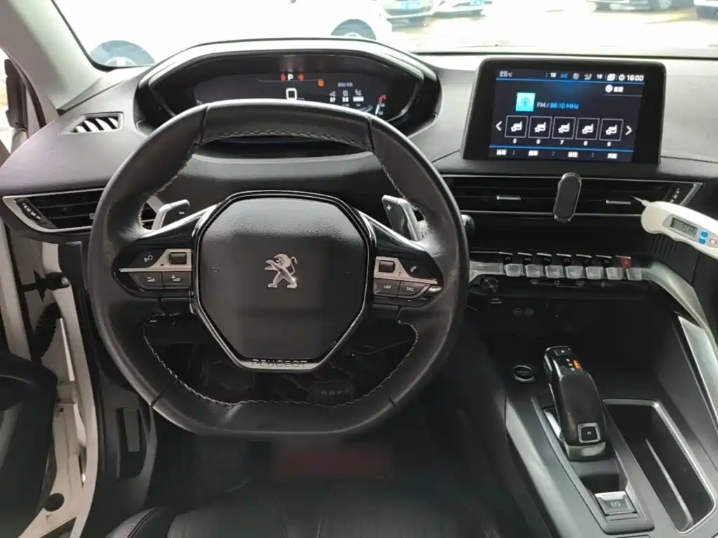 Peugeot 5008 — миниатюра 11