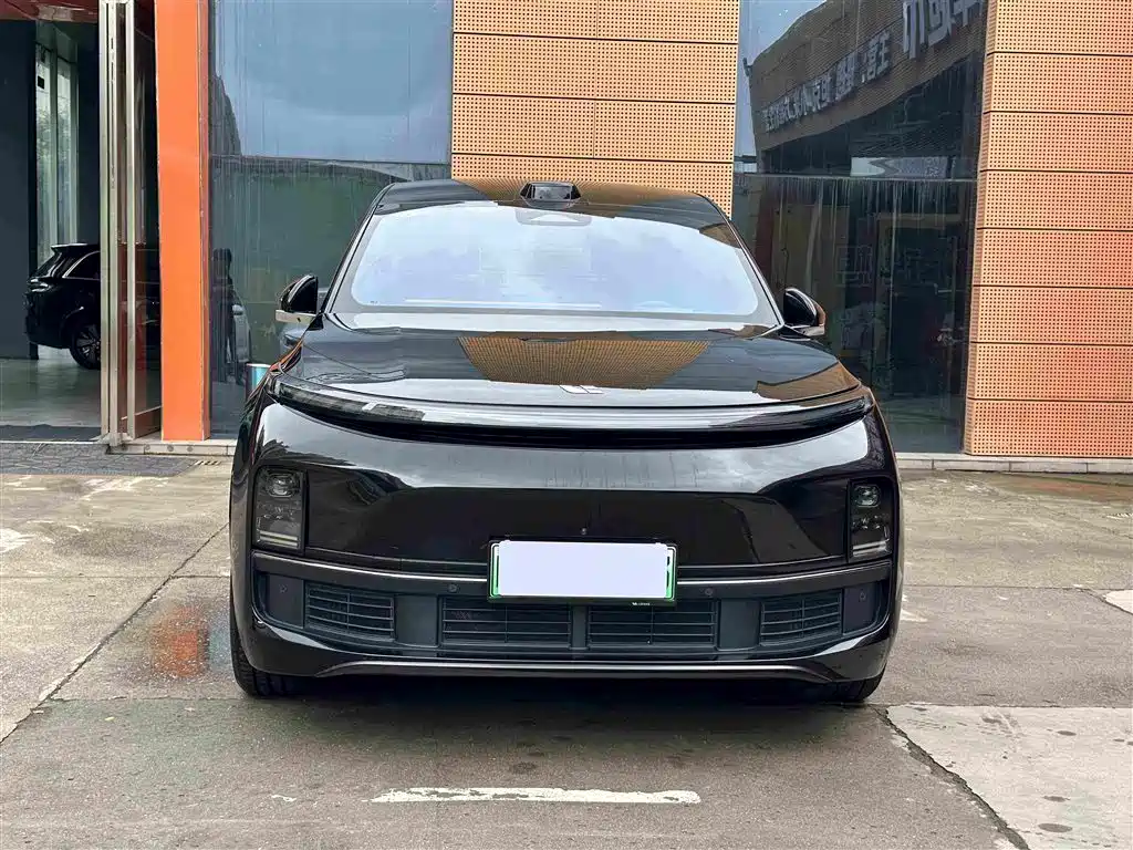 Li Auto L8 2023 Pro