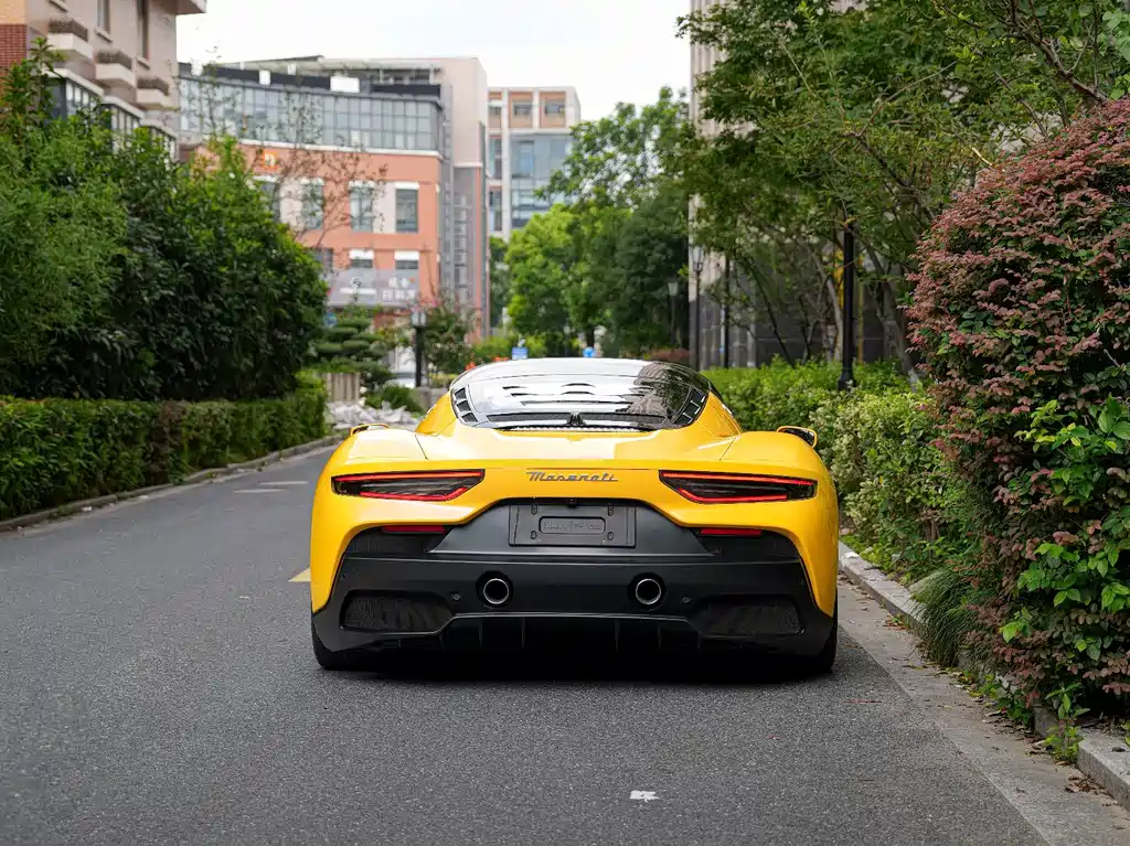 Maserati MC20 — миниатюра 11