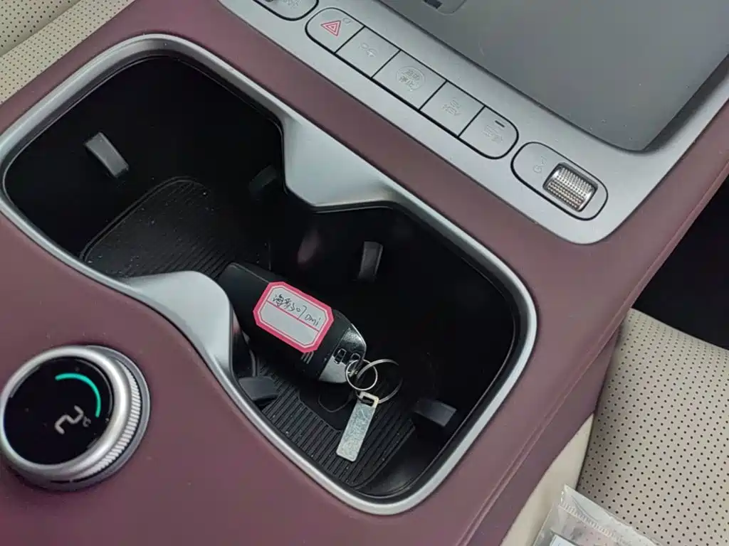 BYD Seal 07 DM-i — миниатюра 9