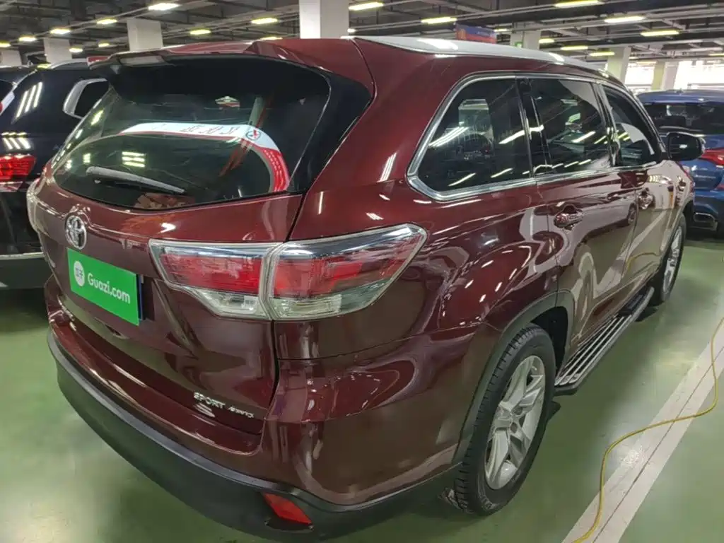 Toyota Highlander — миниатюра 7
