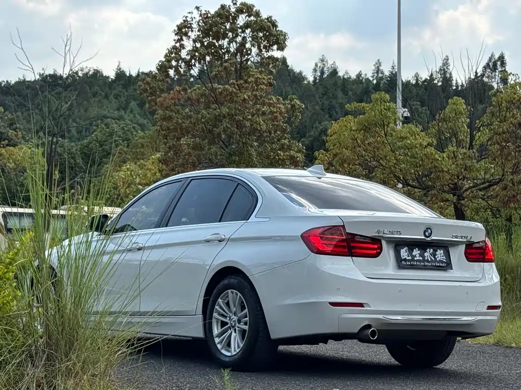 BMW 3 Series — миниатюра 15