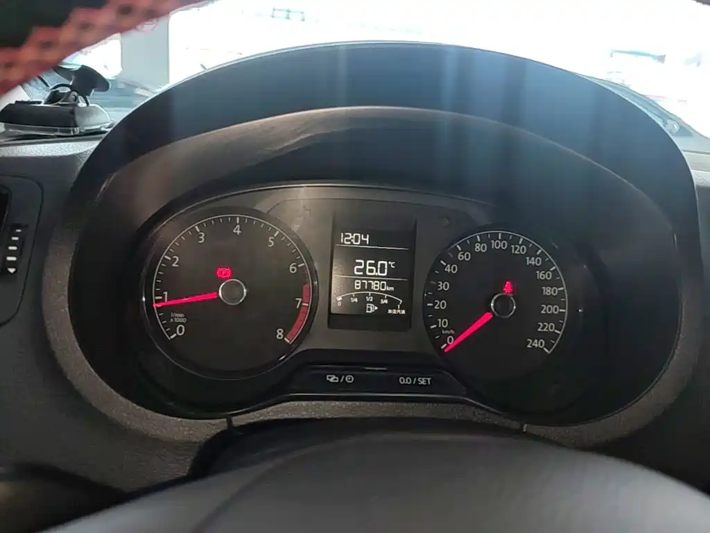 Volkswagen Polo — миниатюра 12