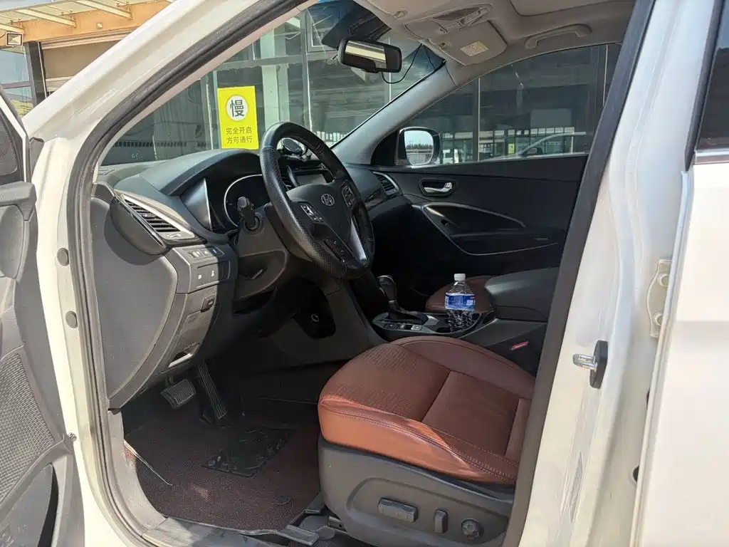 Hyundai Santa Fe — миниатюра 8