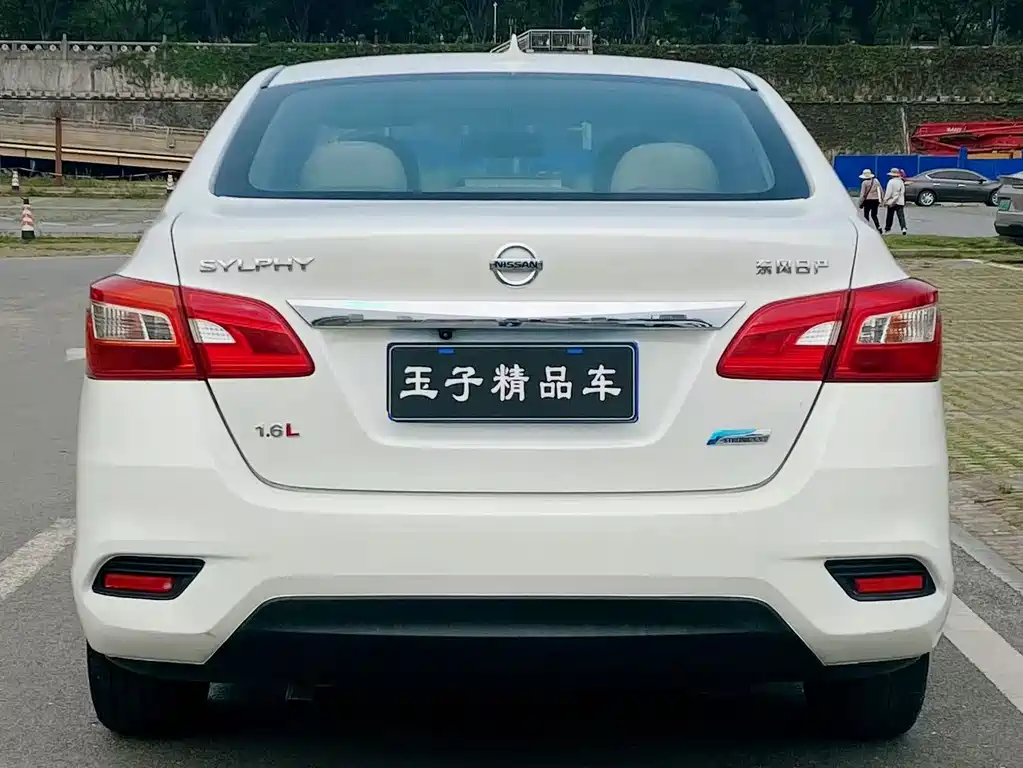 Nissan Sylphy — миниатюра 5