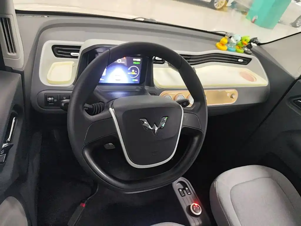 Wuling MINIEV — миниатюра 10