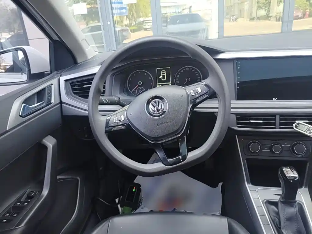 Volkswagen Polo — миниатюра 11
