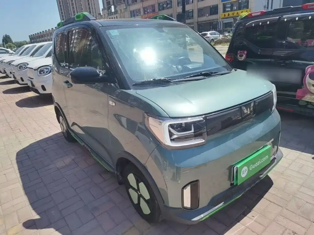 Wuling MINIEV — миниатюра 4