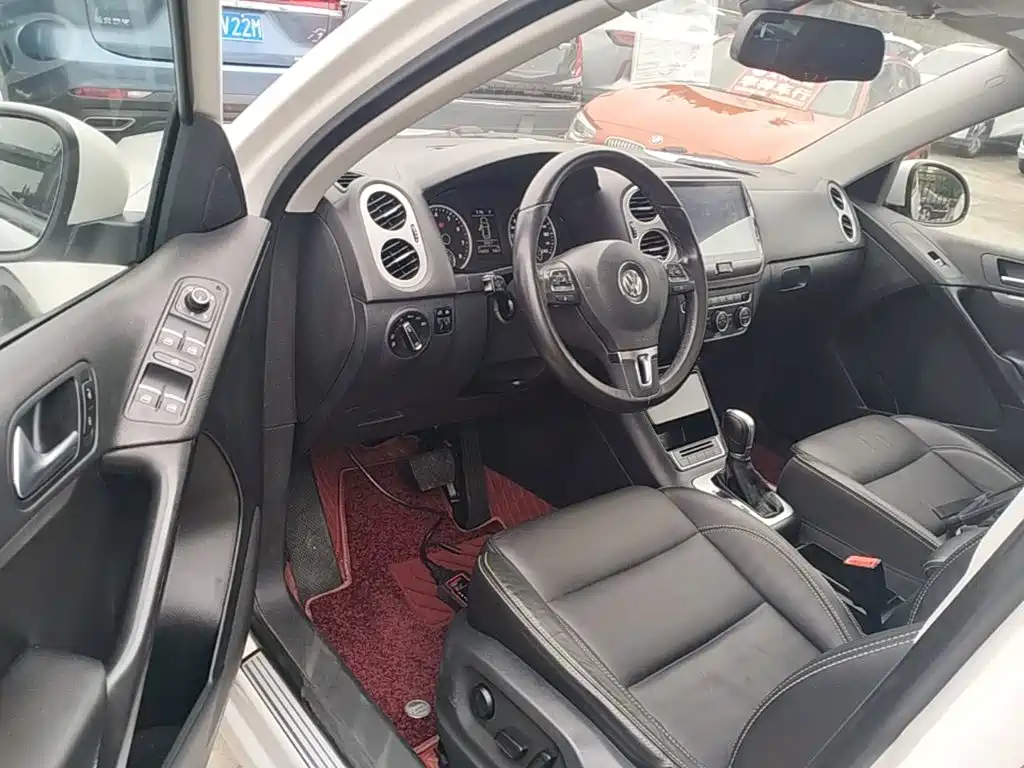 Volkswagen Tiguan — миниатюра 16