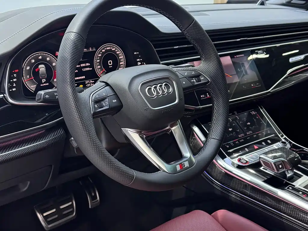 Audi SQ7 — миниатюра 9