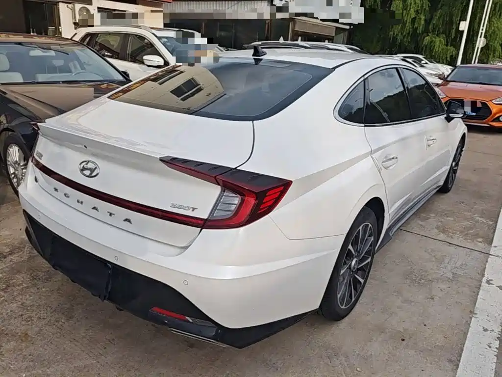 Hyundai Sonata — миниатюра 7