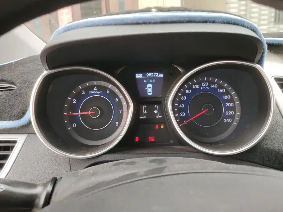 Hyundai Elantra Langdong — миниатюра 14