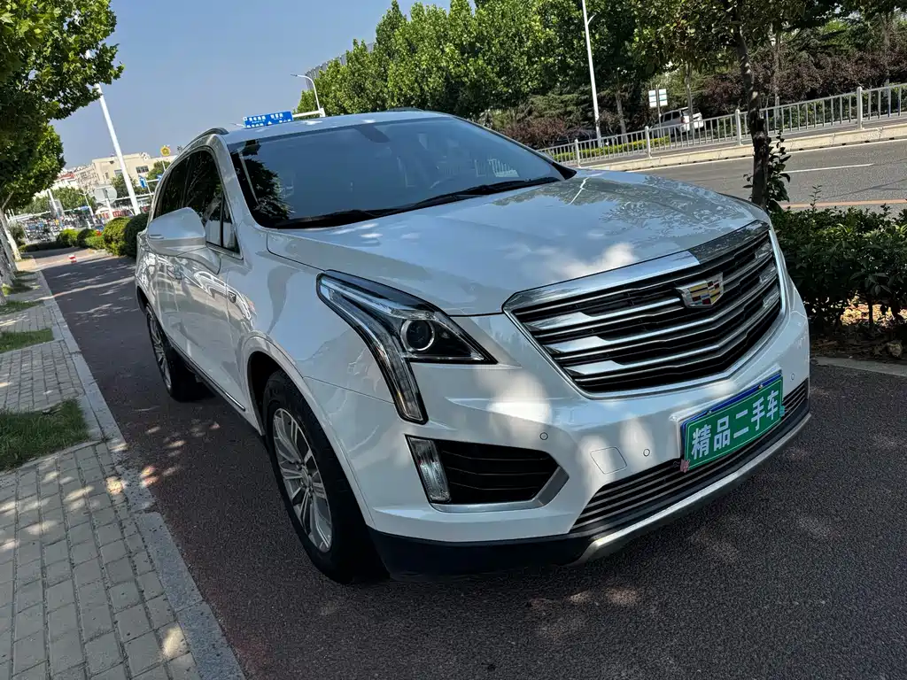 Cadillac XT5 — миниатюра 3