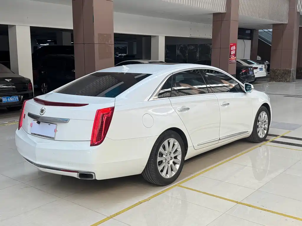 Cadillac XTS — миниатюра 6