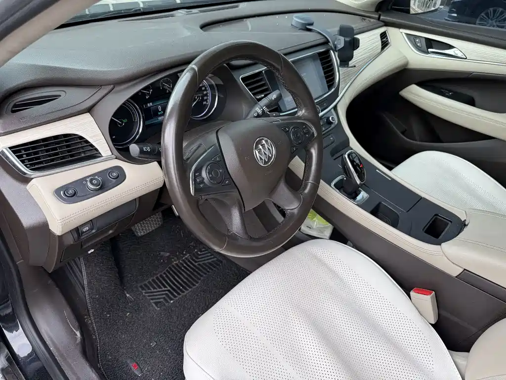 Buick LaCrosse — миниатюра 5