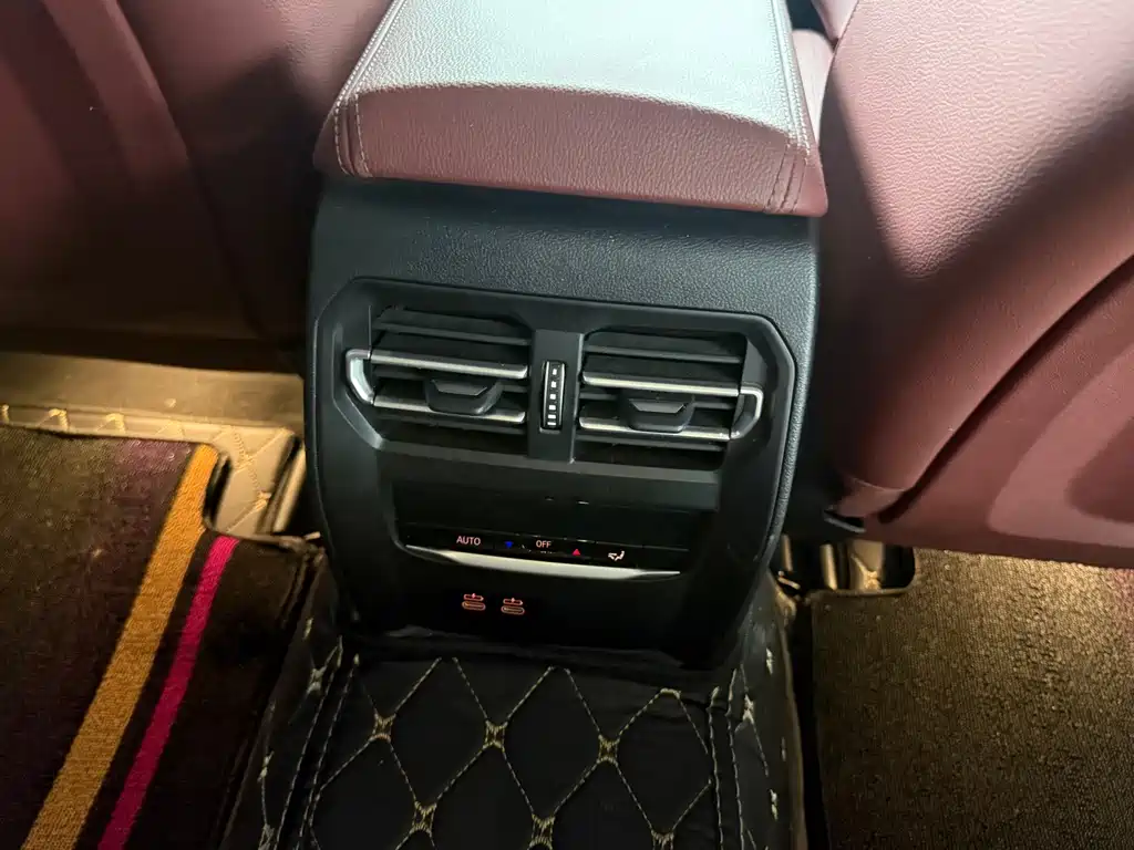 BMW i3 — миниатюра 11