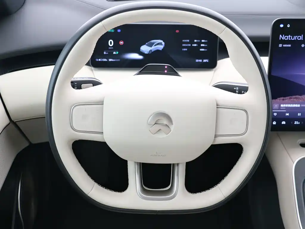 NIO ET5T — миниатюра 12