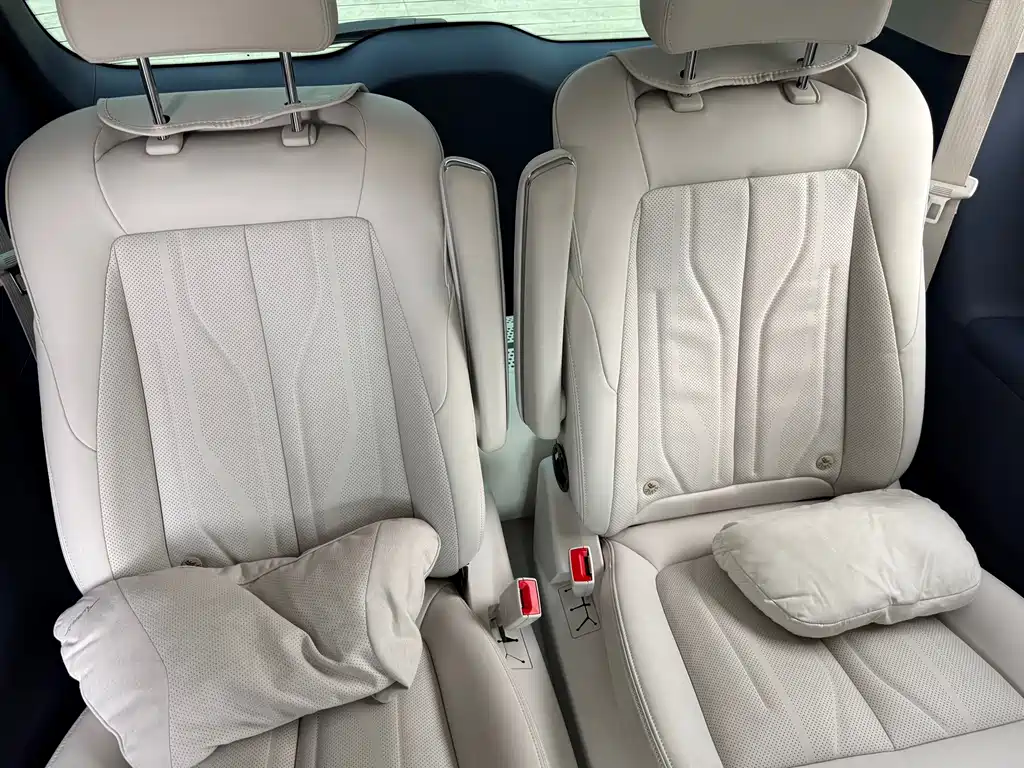 Buick GL8 Hybrid — миниатюра 9