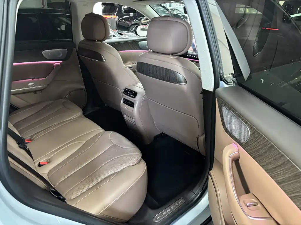 Leapmotor C11 2026 640