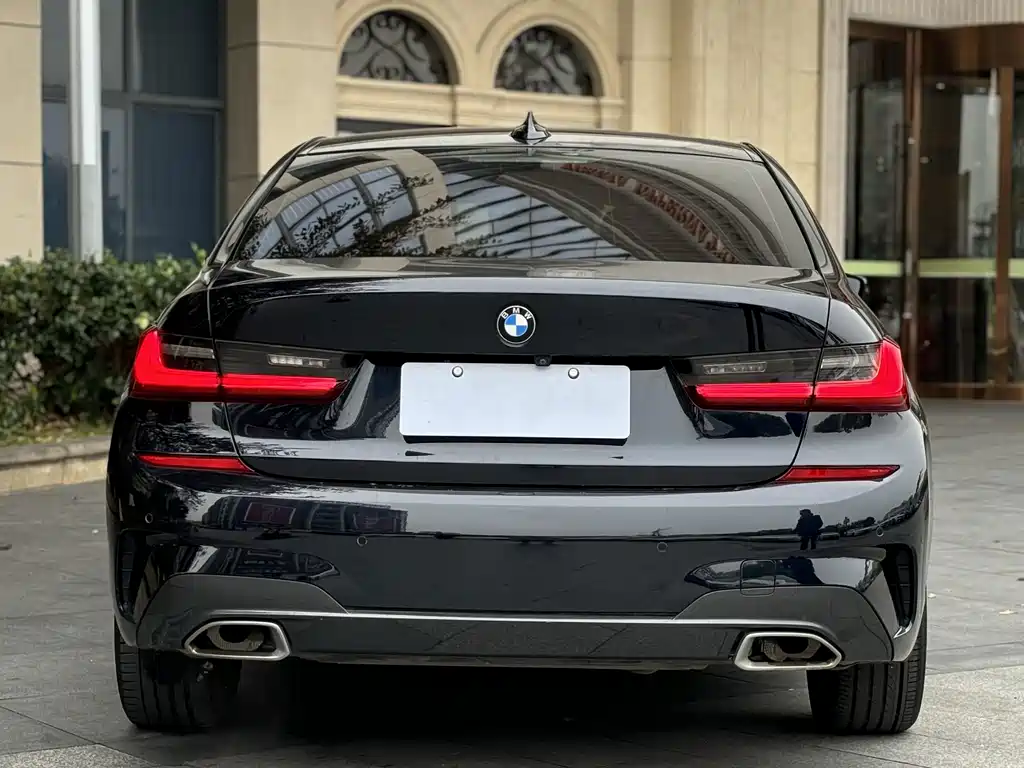 BMW 3 Series — миниатюра 11