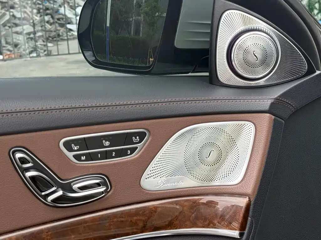 Mercedes-Benz S-Class — миниатюра 16