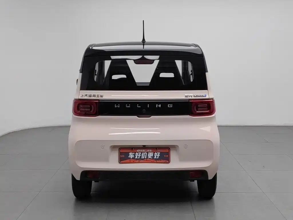Wuling MINIEV — миниатюра 4