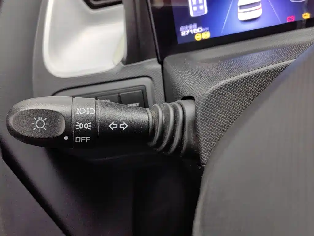 Wuling MINIEV — миниатюра 21