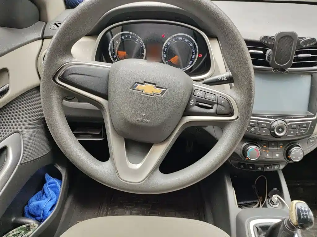 Chevrolet Sail — миниатюра 11