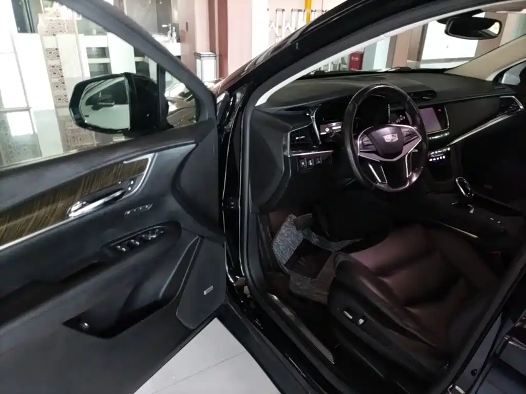 Cadillac XT5 — миниатюра 16