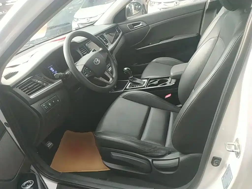 Hyundai Mistra — миниатюра 15