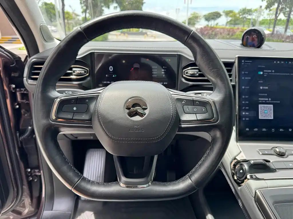 NIO ES6 — миниатюра 8