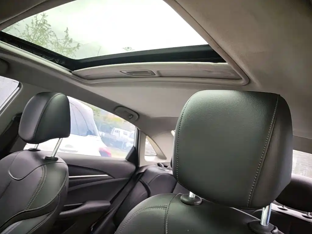 Buick Excelle — миниатюра 18