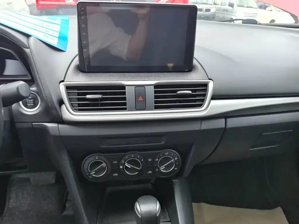 Mazda 3 Axela — миниатюра 13