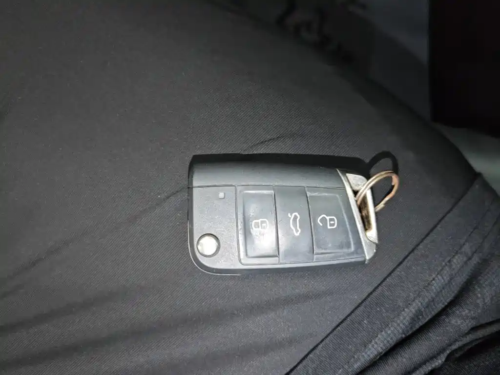Volkswagen Lavida — миниатюра 9