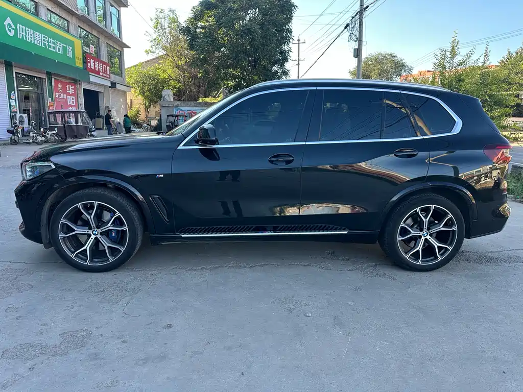 BMW X5 (Import) — миниатюра 3