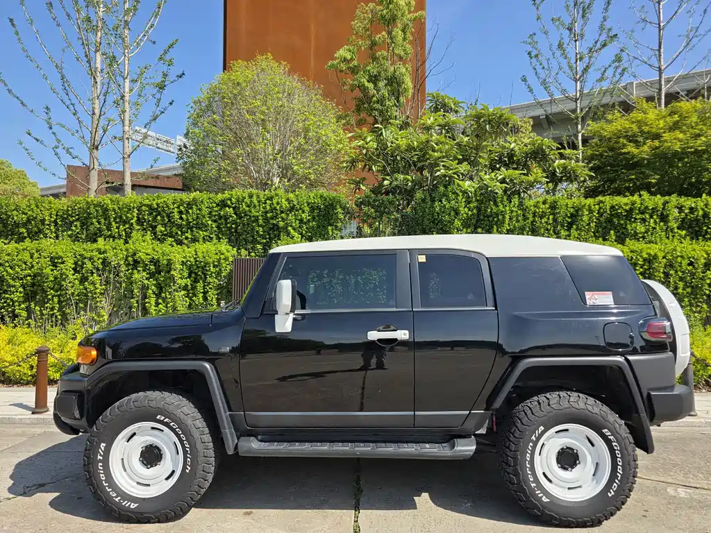 Toyota FJ Cruiser FJ 2011 4.0L