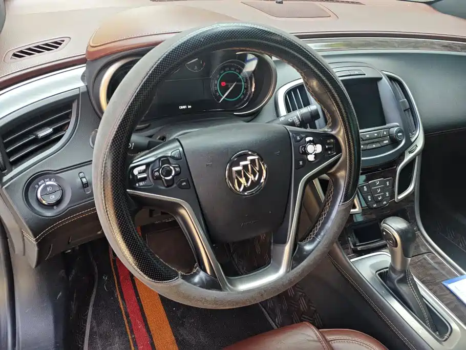 Buick LaCrosse — миниатюра 15